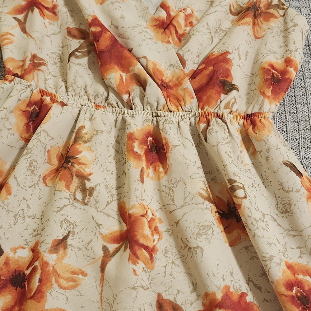 Forever 21 Floral Dress - Size L - Never Worn